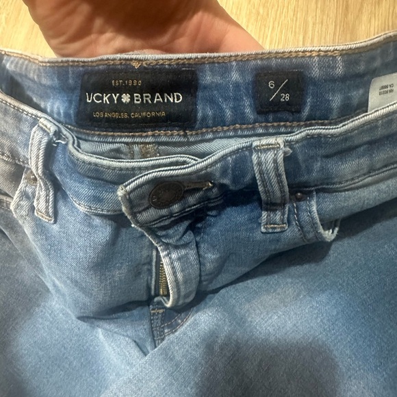 💕Lucky Brand Light Blue Skinny Jeans Size 6/28 - Picture 2 of 4